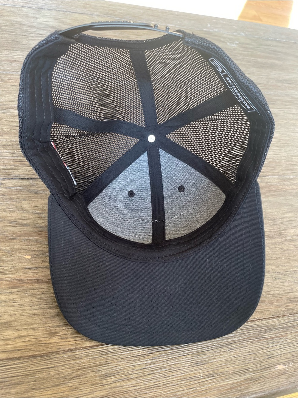 Trucker hat - Picture 2 of 2